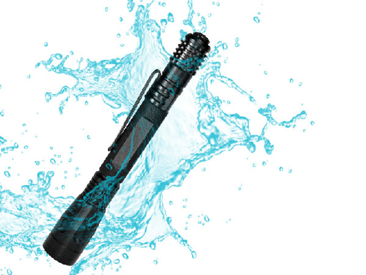 Powerful Outdoor LED Flashlight Pen Shape 80lm 6400K Color Temperature