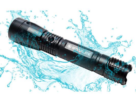 CREE Tactical Camping LED Flashlight High Power With 6 * AAA Dry Battery