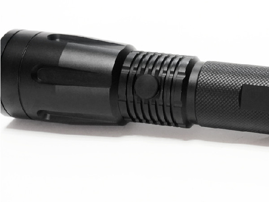 Zoom Head Black Law Enforcement Flashlight 10W 6400K Color Temperature