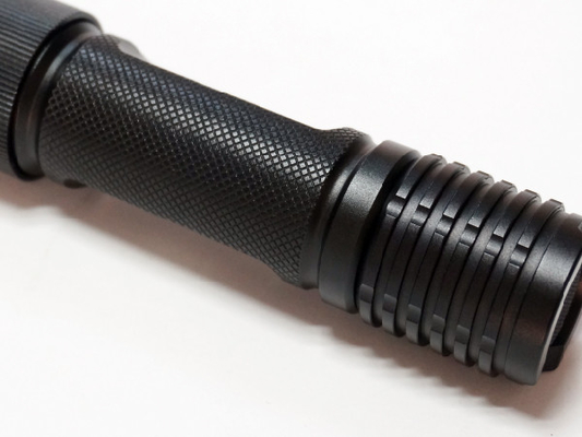 IPX7 Waterproof Led Flashlight With Rechargeable Battery 6W Output Power