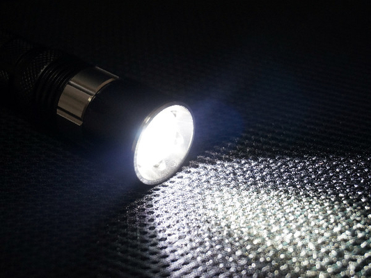 High Brightness Firefighter LED Flashlight Flat Lens Type 1m Impact Resistance