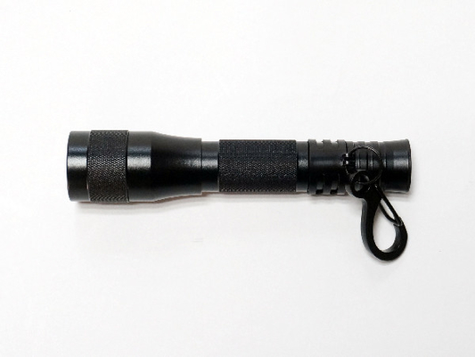 Mini Zoom Warm White LED Keychain Flashlight With 1 * AAA Dry Battery