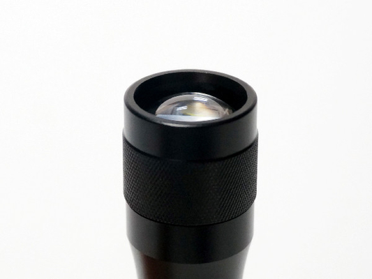 Mini Zoom Warm White LED Keychain Flashlight With 1 * AAA Dry Battery