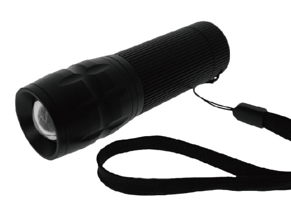 XML T6 EDC LED Flashlight Small Sun Zoom Pocket Size 4 * AAA Batteries Torch